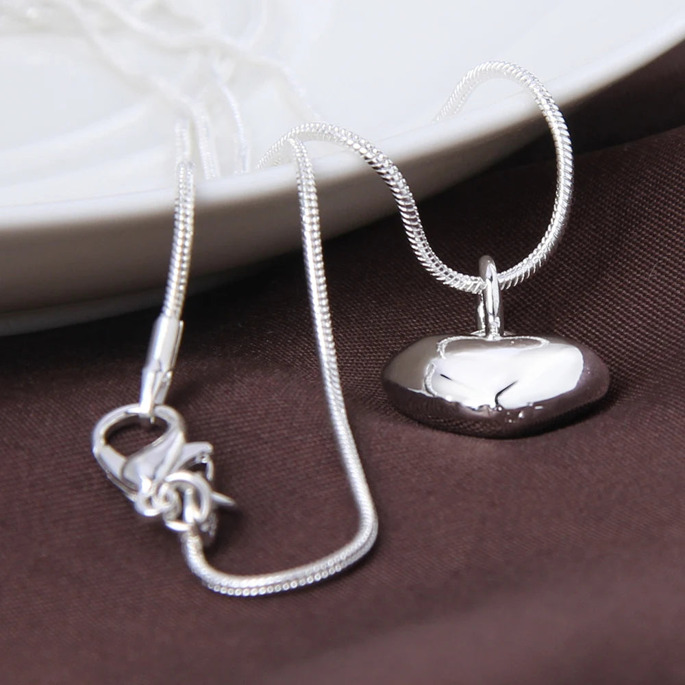 Elizabeth Necklace: A Delicate Heart in Sterling Silver