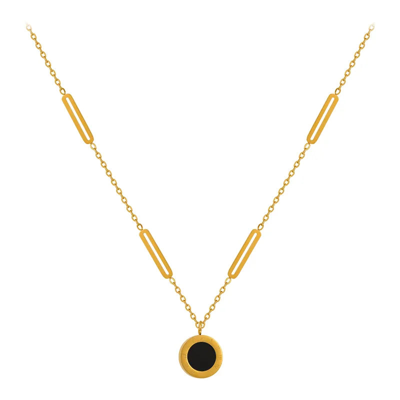 Luxe Necklace :The Wafer Pendant Necklace for Fashionistas