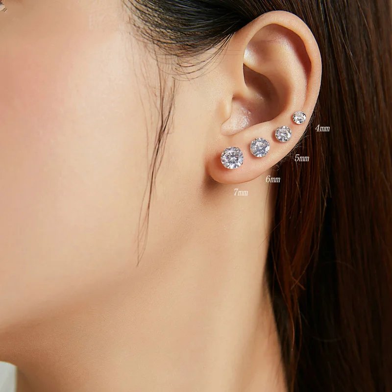 Chris Earring: Luminous CZ Studs in Platinum-Plated 925 Silver